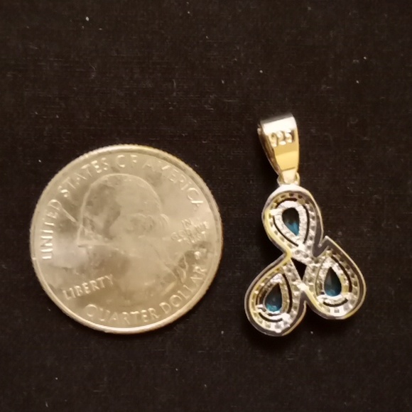 New Blue topaz cz sterling silver pendant - Picture 3 of 3
